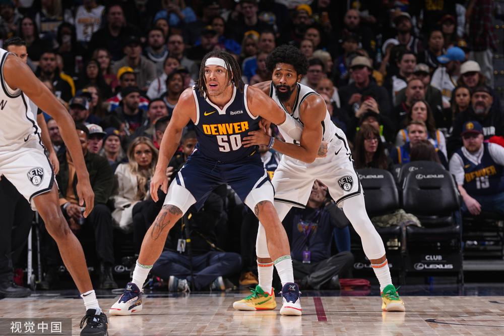 米拉相继打 米拉相继打